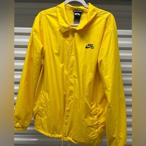 Men’s L - Yellow Nike Raincoat